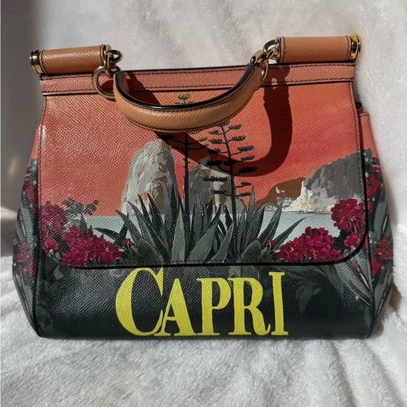 🌟HOST PICK🌟. DOLCE E GABBANA SICILY CAPRI BAG IN LIKE NEW CONDITION - Picture 4 of 13